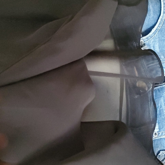 Vince Camuto Double layered chiffon tank - Picture 4 of 10